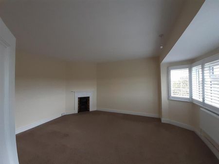 5 bedroom farm house to rent - Photo 3