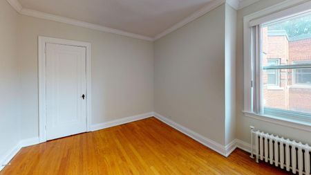 235 Charlotte St - Photo 4