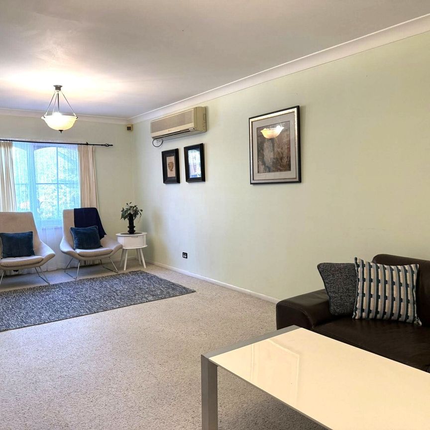 Kings Langley - Photo 1