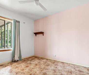 363 St Leonards Road - Photo 4