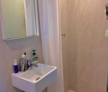 Erskineville - Photo 2