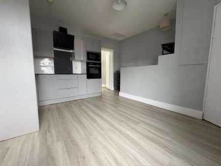 Treharris Street, Roath, CF24 - Photo 3