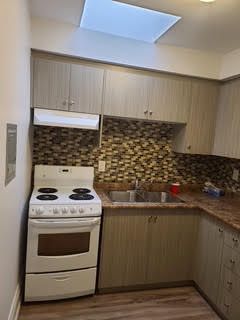 For Lease - 2791 Lake Shore Boulevard, Toronto, Ontario - Photo 3