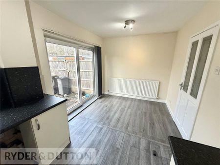 3 bedroom semi-detached house to rent - Photo 3