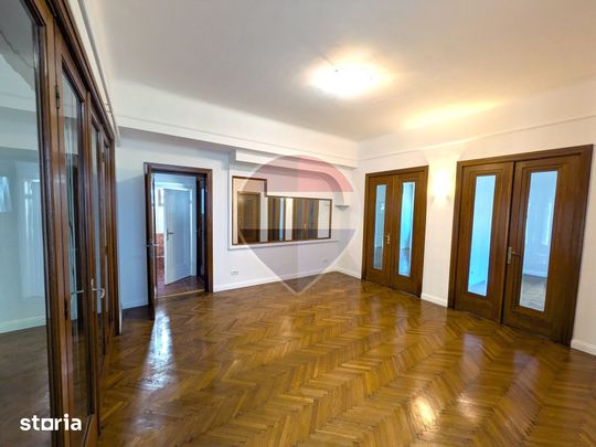 Apartament spatios cu terasa si curte, zona Aviatorilor - Fotografie 1