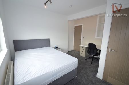 Hartley Avenue - Photo 4