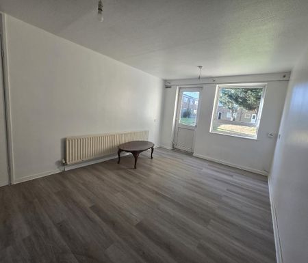 1 bedroom maisonette to rent - Photo 2