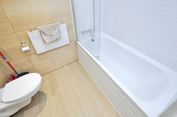 1 bedroom Flat To Let Total Size: 485 SQ FT - Photo 1