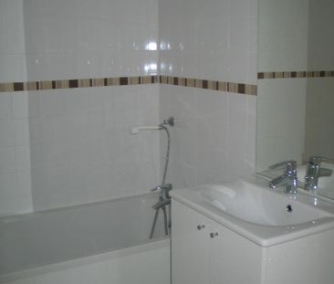 Location Appartement 3 pièces 48m² - Photo 4