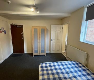 Studio Flat, Mansfield Road, NG1 - Photo 2