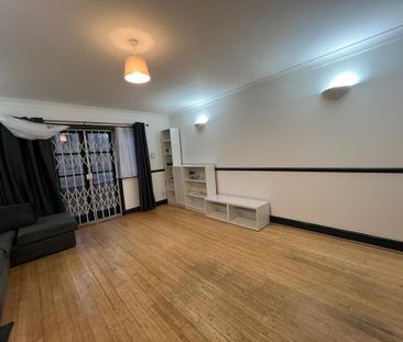 3 bedroom house to rent - Photo 1