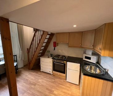 Studio Flat, St. Stephens Gardens, W2 - Photo 6