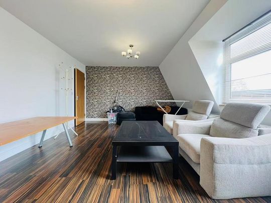 2 bedroom flat to rent - Photo 1