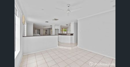 GREAT PROPERTY! GREAT LOCATION ! - Photo 4