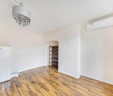 Blundell Road, Edgware, HA8 - Photo 1