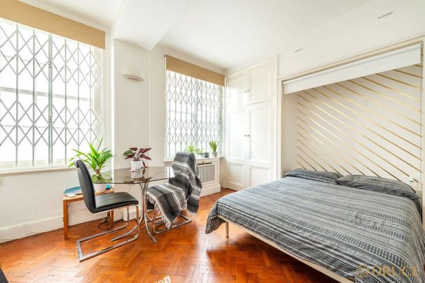 Queensway, W2, London - Photo 1