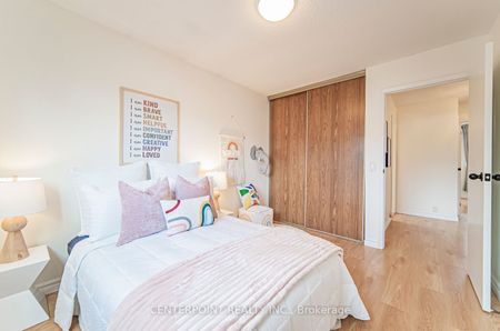 For Lease - 84 Raleigh Crescent, Markham, Ontario - Photo 2