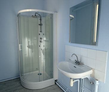 Location Appartement 2 pièces 58m² ORLEANS 45000 - Photo 2