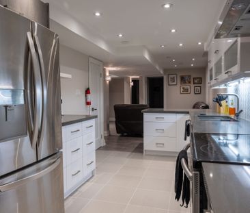 For Lease - 19 Corner Brook Crescent Unit# Basement, Vaughan, Ontario - Photo 1