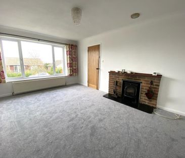 2 bedroom detached bungalow to rent - Photo 2