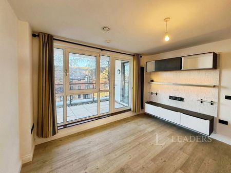 2 bedroom flat to rent - Photo 2