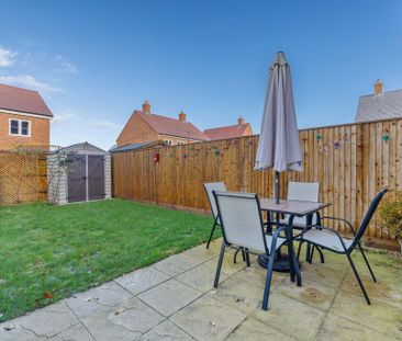 2 bedroom semi-detached house to rent - Photo 2