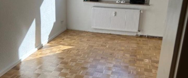 Theodor-Neubauer-Straße - Nachmieter gesucht - Foto 1