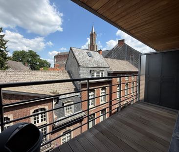 WETTEREN - Hernieuwd appartement in het centrum. - Photo 1