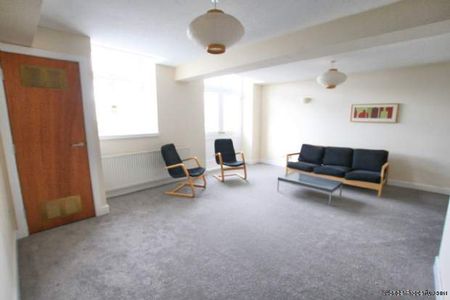 2 bedroom property to rent in Macclesfield - Photo 2