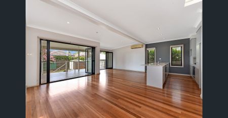 New Lambton Gem - Photo 2