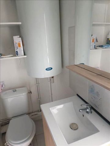1 pièce - Meublé - 23,6 m² - 1er étage - Colocation non autorisée - Photo 5