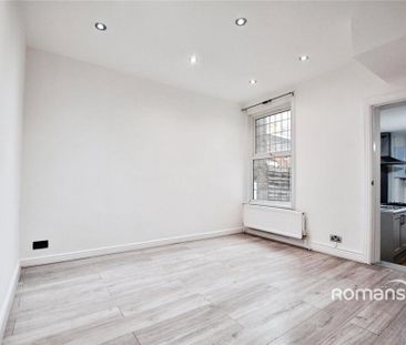 3 bedroom terraced house to rent - Photo 6