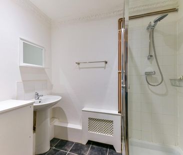 Parkhill Road, Belsize Park, London - Photo 4