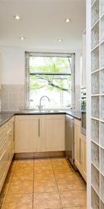 3 bedroom apartment to rent - Photo 3