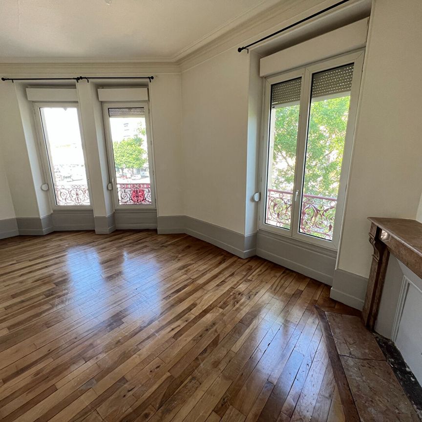 T2 rénové avec balcon - Photo 1