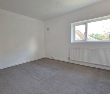 3 bedroom end of terrace house to rent - Photo 1