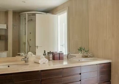 Calle de Rafael Calvo, Madrid, Community of Madrid 28010