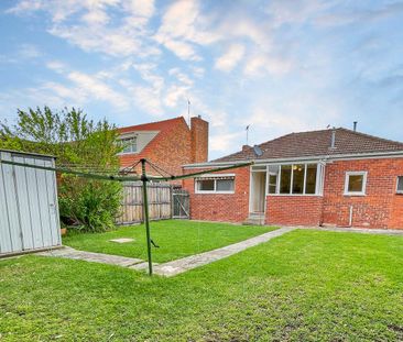 GREAT LOCATION - Photo 4