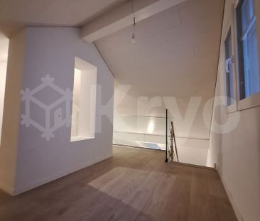 1 room apartment with mezzanine located in the heart of Villeneuve - Photo 4