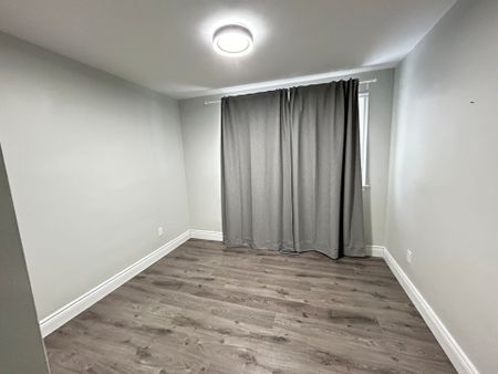 For Lease - 47 Gentry Crescent, Richmond Hill, Ontario - Photo 2