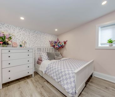For Lease - 6 Rembe Avenue, Hamilton, Ontario - Photo 5