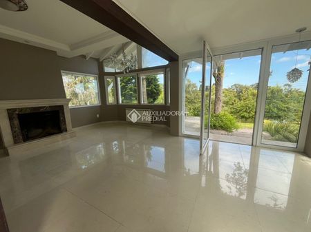 Casa em Condomínio com 4 quartos e 0m² para alugar em Mato Queimado, Gramado. - Photo 3