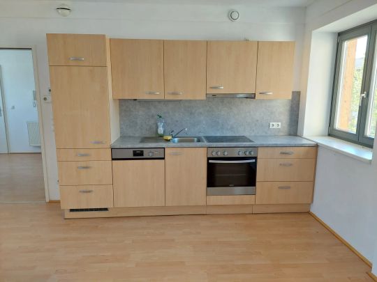 Charmante 2-Zimmer Wohnung in Viehdorf, 69m², Stellplatz, gepflegt, Miete €877,51 - Photo 1