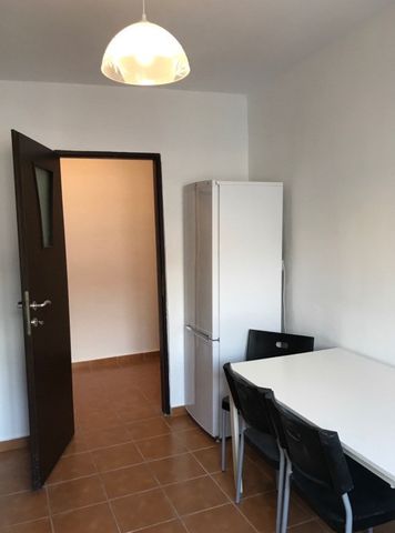 Inchiriere apartament 4 camere calea Mosilor - Photo 3