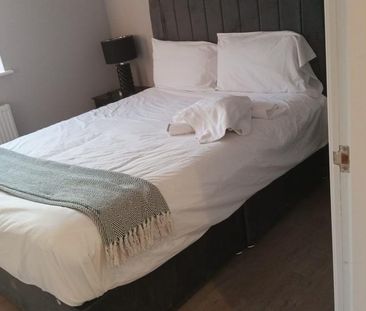 2 bedroom flat to rent - Photo 6