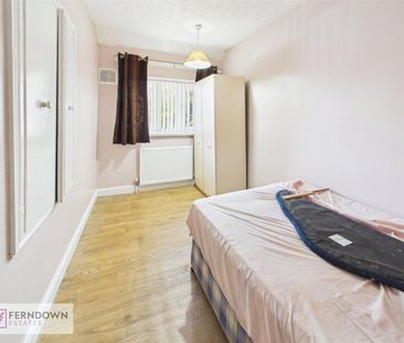 3 bedroom terraced house to rent - Photo 3