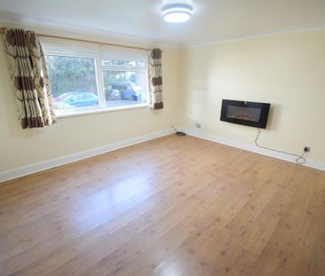 2 bedroom ground floor flat to rent - Photo 6