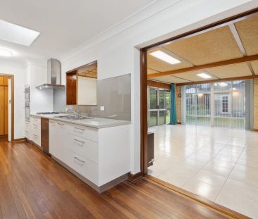 Family home. - Photo 3