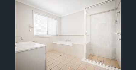 3-BEDROOM BEAUTIFUL HOME IN WEST HOXTON - Photo 4