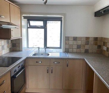 2 bedroom flat to rent - Photo 6